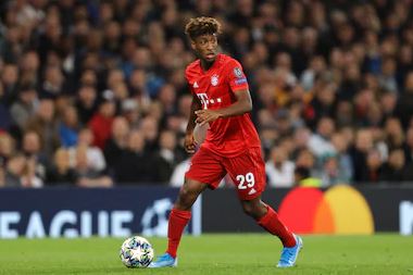 kingsley coman qui tape dans un ballon